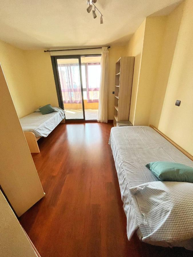 Apartamento Las Marinas, Apartamento Muy Amplio Cerca De La Playa Benidorm Exterior foto